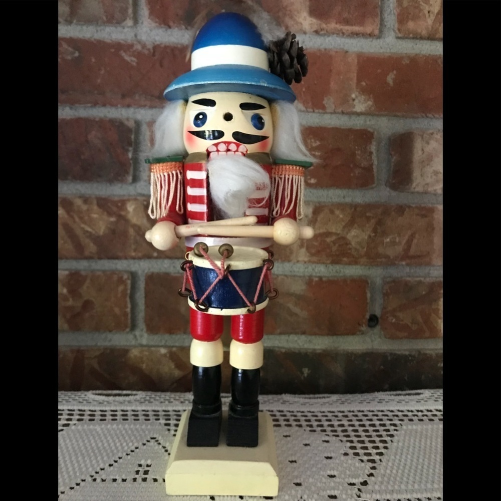 Rare Vintage Hand Carved Nut Cracker